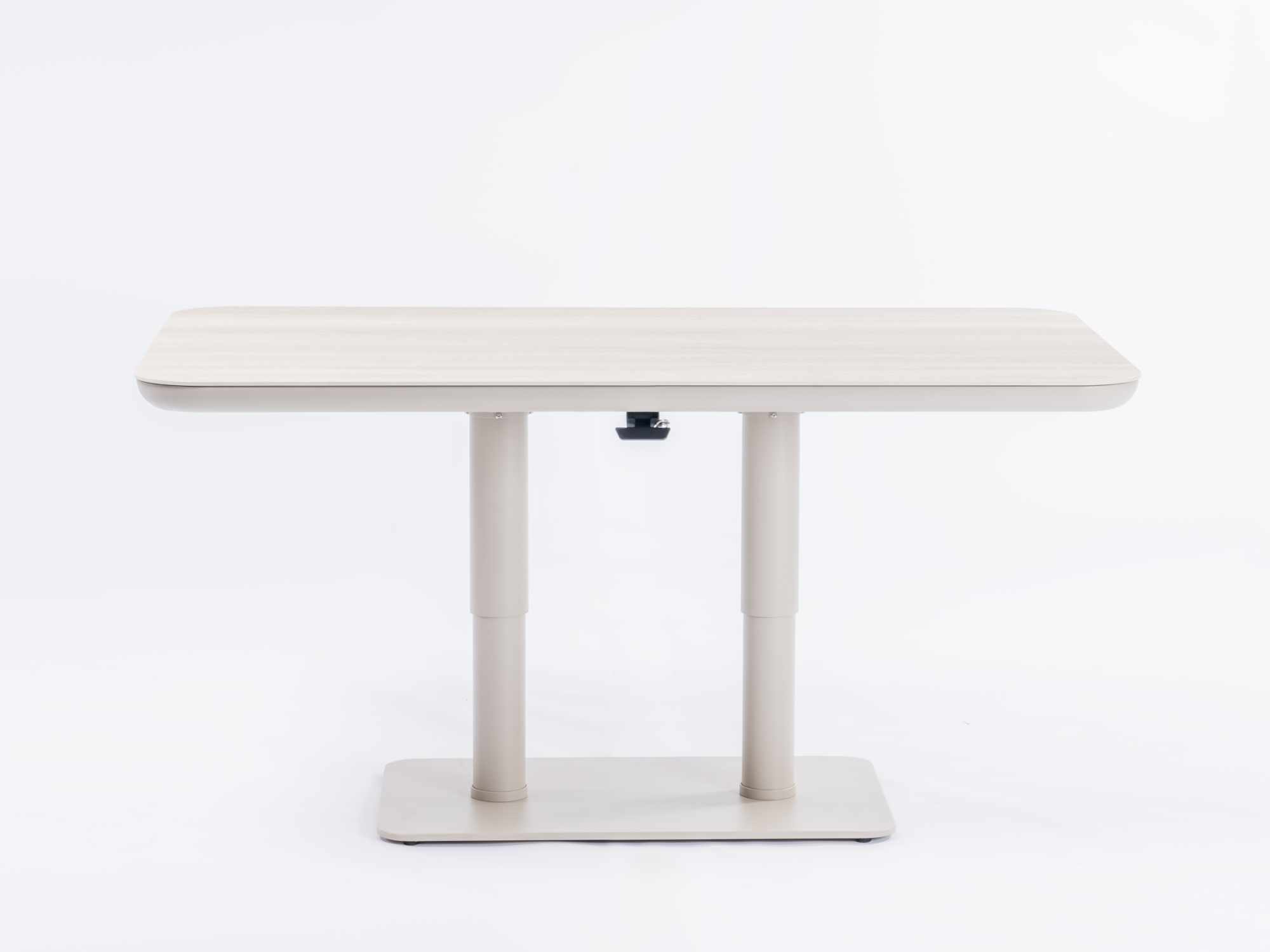 Ausgefahrene Höhe des Tisches.