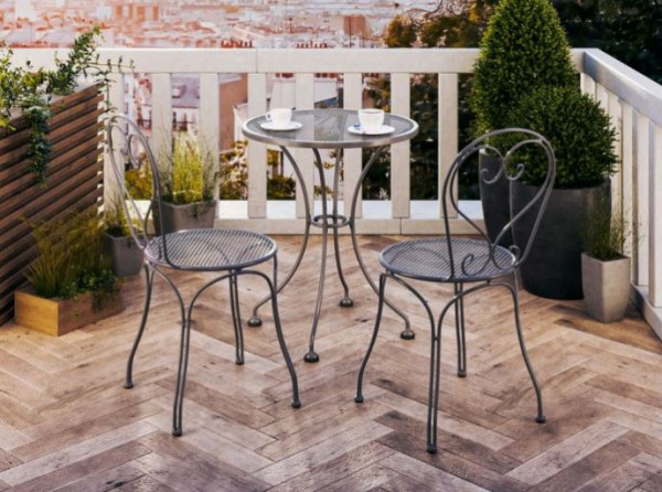 MWH Caffeo Gartenmöbel-Set. Das Geschirr ist nicht im Lieferumfang enthalten.
